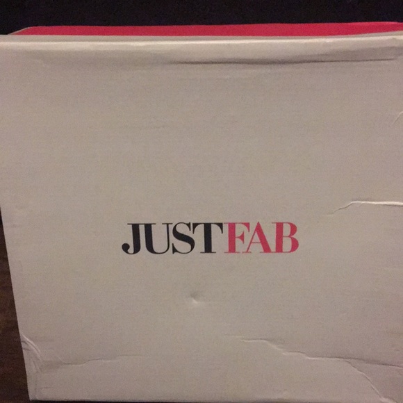 Wedge Heels - Picture 3 of 3